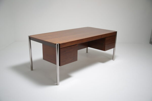 Mid Century Executive Walnut Desk by Jens Risom for Howe Furniture, USA, 1970s.