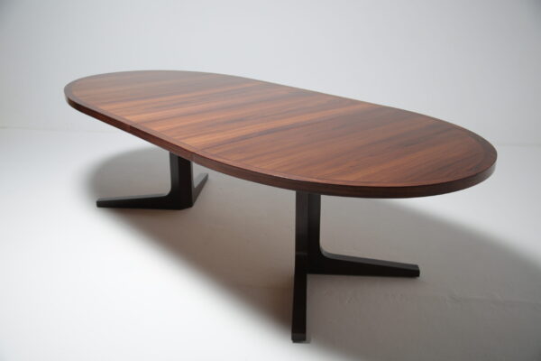 Extending Rosewood Danish Dining Table by Dyrlund 1