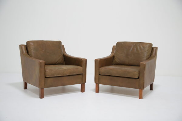 Vintage Pair of Green-Brown Leather Armchairs 1