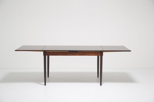 Niels Otto Møller for J.L. Møllers: 'Model 254' Sculptural Extending Dining Table in Rio Rosewood 1